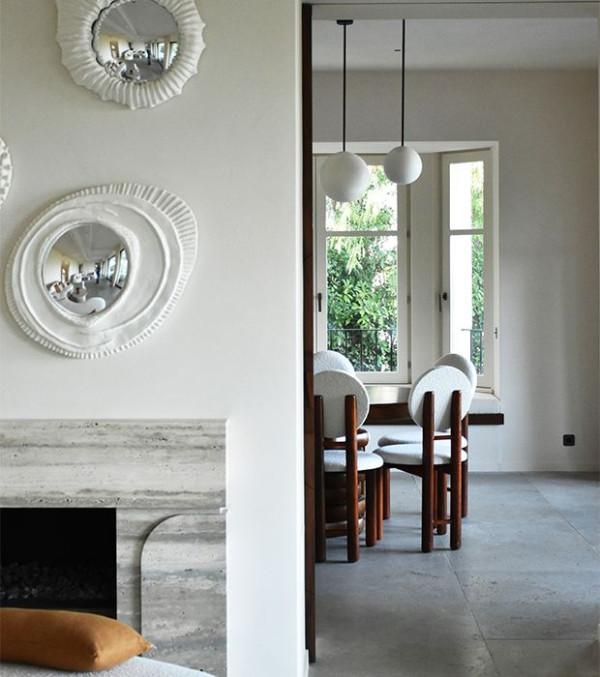 salle a manger avec vue sur piscine saint tropez